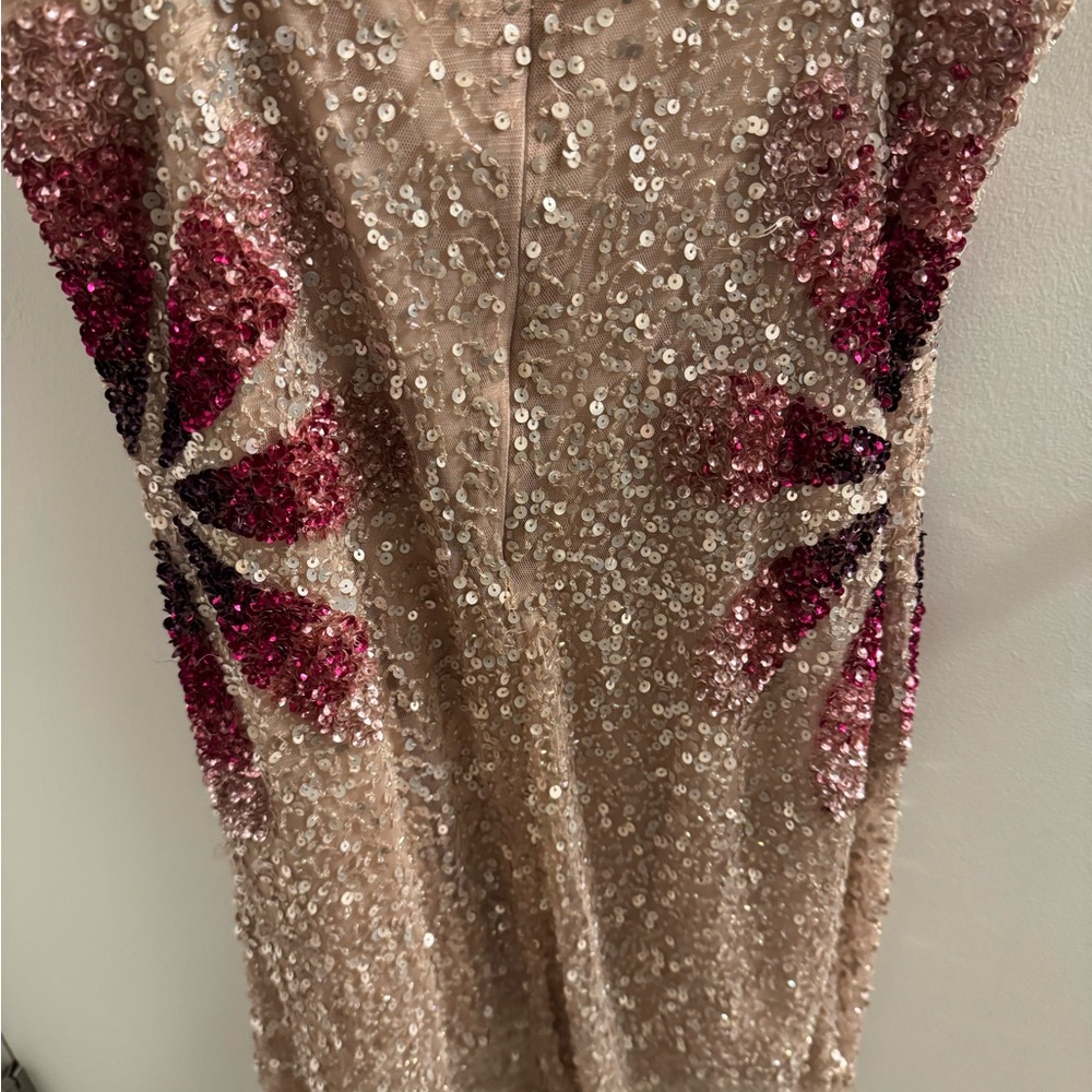 Tularosa Bellini in Cherry Blossom Sequin Mini Dress Size L - Picture 4 of 5